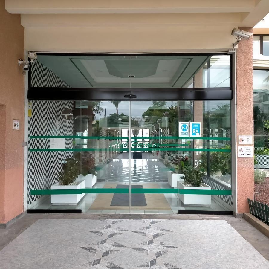 Paradise Apartment, With Wifi And Stunning Sea Views Appartamento